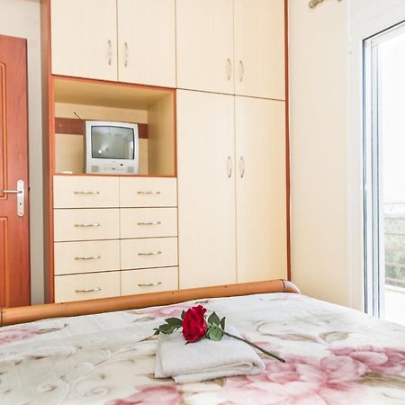 Cozy Flats In An Olive Grove By The Sandy Beach Kanalos Екстер'єр фото