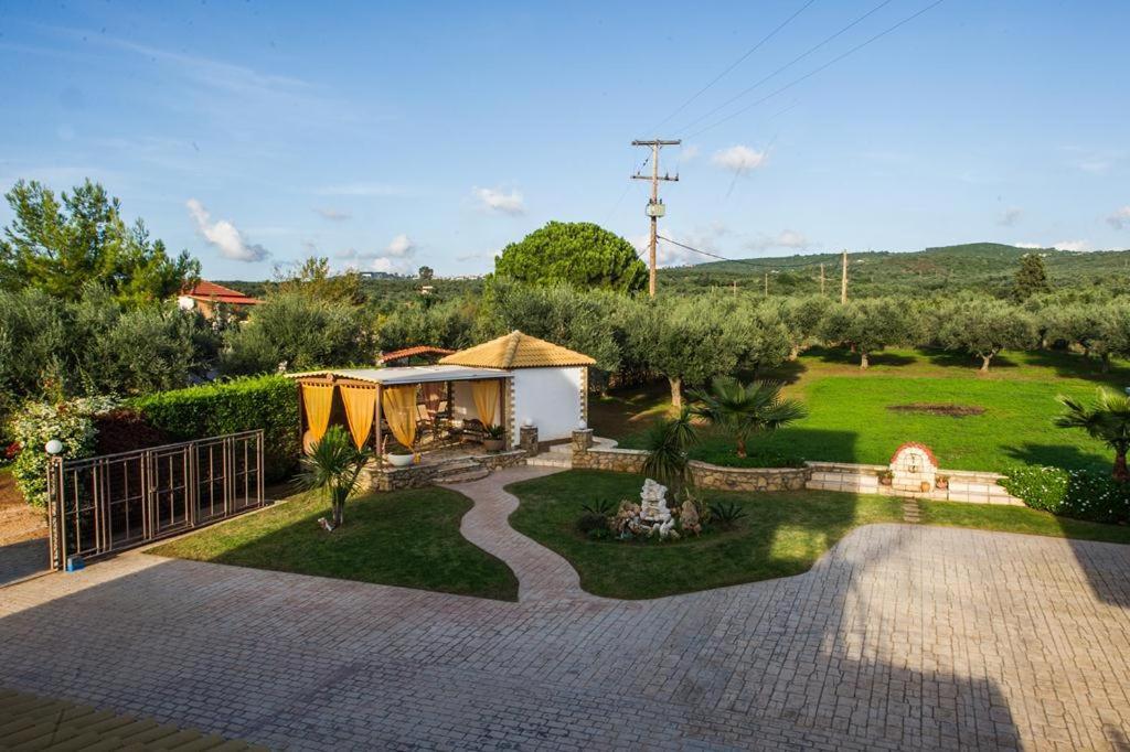 Cozy Flats In An Olive Grove By The Sandy Beach Kanalos Екстер'єр фото